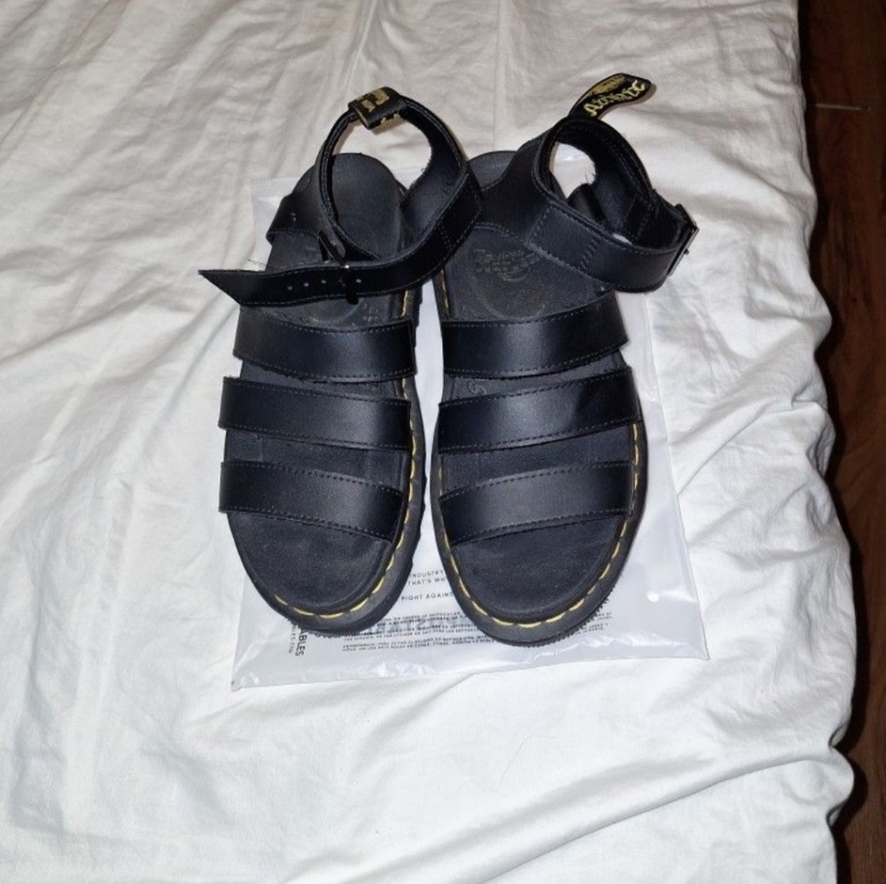 Dr. Martin Black Blaire Sandals - Picture 4 of 4